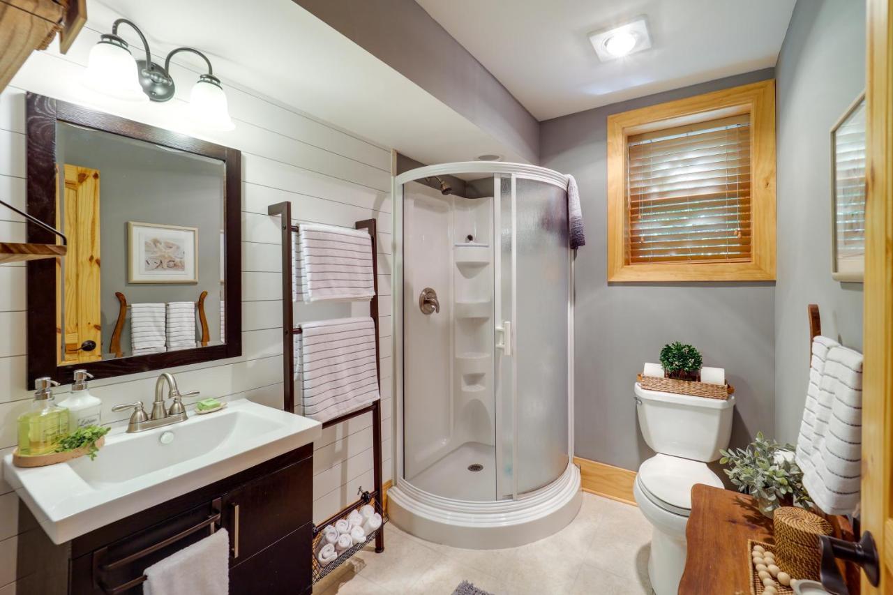 West Jefferson Vacation Rental Near River Bagian luar foto