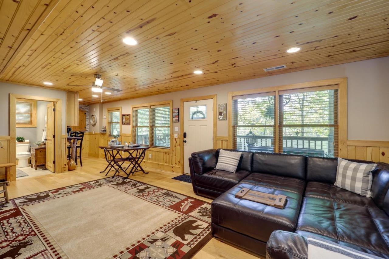West Jefferson Vacation Rental Near River Bagian luar foto